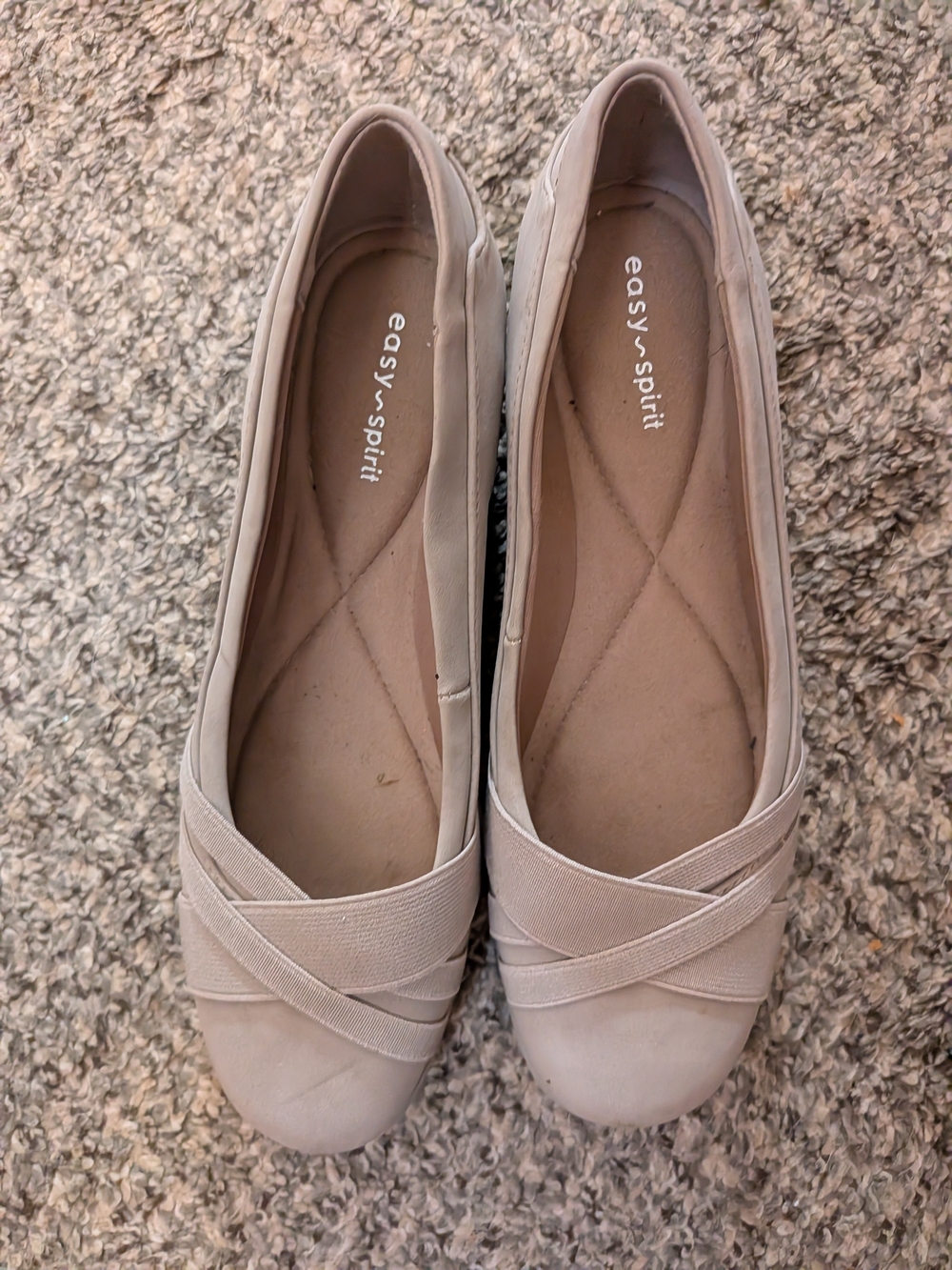 Easy Spirit Women's Light Beige Slip-On Ballet Flats